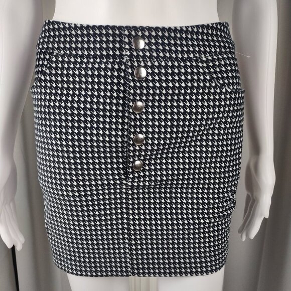 Forever 21 Cotton Blend Houndstooth Mini Skirt Button Front Pockets Black XS NWT - Picture 3 of 10